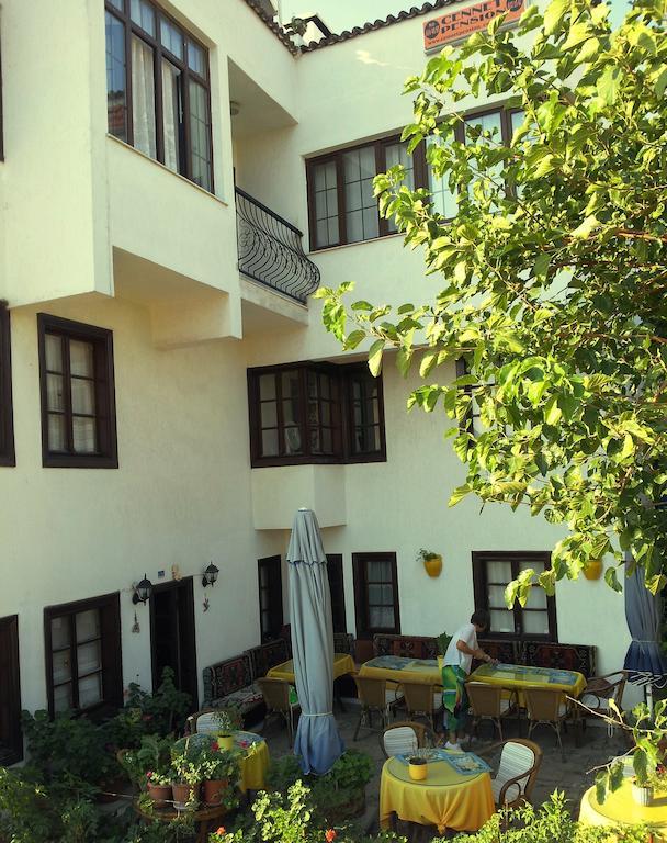 Otel Cennet *