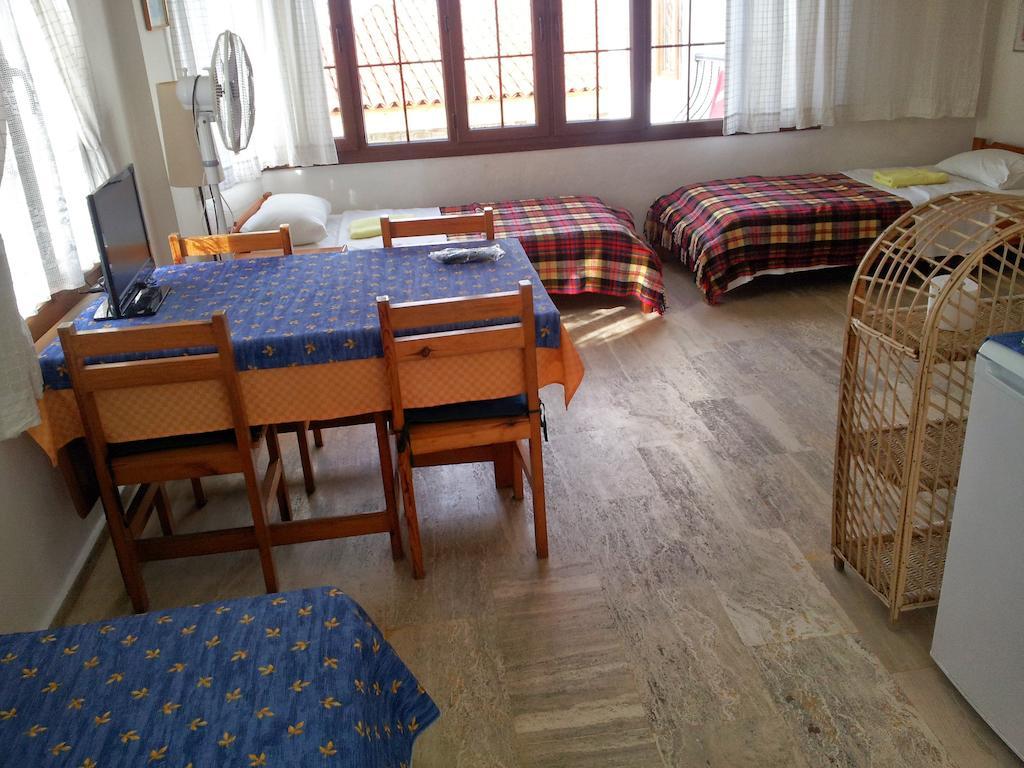 Cennet Otel Kuşadası
